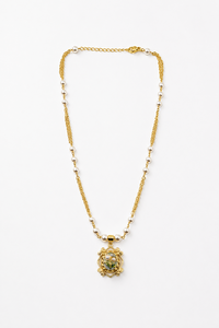 Collar Personalizado Chapado en Rodio con Medallón Floral Meenakari, Cadena con Colgante de Perlas, Joyería Fina de Herencia, Set de Regalo para Mujer - Product Image 3