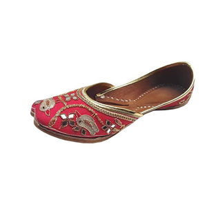 Sandalias Khussa Tradicionales Hechas a Mano para Mujer, Calzado Punjabi para Bodas y Novias - Product Image 6