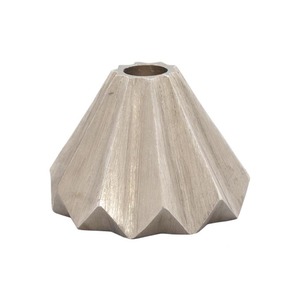 Jarrón Decorativo de Aluminio Personalizado con Elegante Patrón Perforado para Interiores de Lujo - Product Image 6