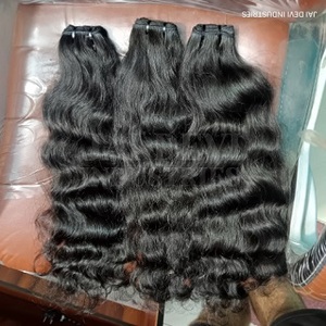 Extensions de cheveux humains vierges indiens naturels de qualité supérieure Remy ondulés noirs en vrac dessinés avec des styles d'apparence naturelle - Product Image 2