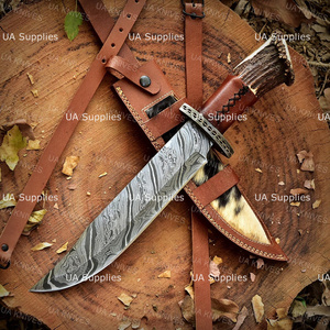 มีดทำมือ OEM ขนาด 17 นิ้ว ใบมีดเหล็กดามัสกัสแบบ Fixed Blade ปลายแหลม สำหรับงานอุตสาหกรรม เกรดสำหรับเอาตัวรอดและการล่าสัตว์ ด้ามทำจากเขาสัตว์ พร้อมปลอกหนัง - Product Image 5