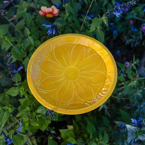 Bain d'oiseaux décoratif en métal pour jardin avec piquet de fixation au sol, résistant aux intempéries, abreuvoir extérieur pour oiseaux, pour la décoration de la cour, de la pelouse et du jardin. - Product Image 5