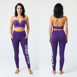 Leggings de yoga imprimés taille haute Regal Three LLC avec poches latérales, collants de sport longs, contrôle du ventre, pantalons de sport pour femmes - Product Image 2