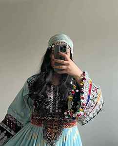 Robe de mariée afghane Kuchi en soie Georgette brodée, sur mesure, tenue de fête ethnique pour femme, robe afghane pour femme. - Product Image 3