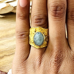 Anillo Floral Bohemio de Diseño Único, Joyería Étnica de Latón para Mujer, Chapado en Oro de 18k, Anillo Vintage con Hojas para Venta al por Mayor/OEM/ODM - Product Image 2