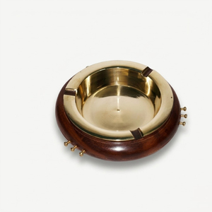 Cenicero de Cerámica con Cabeza de Ciervo Dorada, Cenicero Creativo con Diseño de Animal Electrochapado, Cenicero Moderno de Estilo Nórdico para Decoración de Escritorio, Accesorio para Fumar - Product Image 3