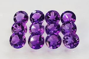 Gema facetada de amatista natural de calidad AAA de 10*10 mm, piedra natural de amatista suelta para la fabricación de joyas. - Product Image 3