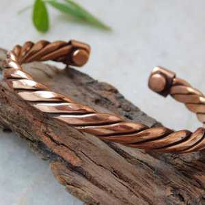 Pulsera de alambre de cobre trenzado, circular, ajustable, hecha a mano, artesanía en metal, chapada en oro, joyería artística, para mujer, moderna. - Product Image 4