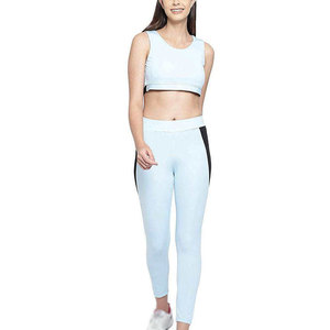 Conjunto de yoga para mujer de alta calidad sin costuras con logotipo personalizado, MOQ bajo, tela suave y el mejor precio. - Product Image 1