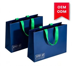 Sac en papier personnalisé pour le commerce de détail, pour les marques de sport et de mode, sac en papier haut de gamme imprimé UV avec logo personnalisé - Product Image 1