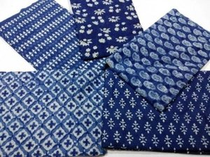 Serviettes carrées en coton bio 100% imprimées à la main, écologiques, lavées à la pierre, style rustique, pour mariage, fête, décoration intérieure, bleu indigo, bohème - Product Image 2