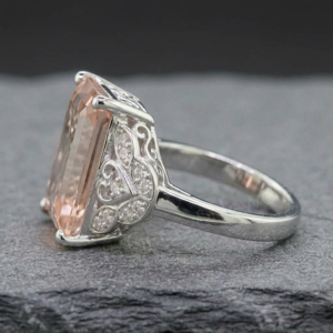 Anillo de Moda para Mujer con Morganita Rosa y Cuarzo, Plata de Ley 925, Engaste de Puntas, Forma Rectangular de 10x14 MM, Regalo para Ella - Product Image 2