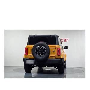 Ford Bronco 2.7 Outer Banks Diciembre 2023 20,485 km Caja de Cambios Automática Asientos de Cuero con Cámara Trasera - Product Image 4