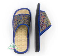 Sandales d'extérieur en herbe marine et cannelle, pour l'été et l'automne, avec semelle intermédiaire en caoutchouc souple massante, design ouvert, sensation propre et fraîche, logo personnalisable, idéales pour les hôtels.