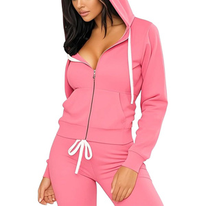 Ensemble de survêtement professionnel pour femme, personnalisable, respirant et à séchage rapide, idéal pour les séances d'entraînement quotidiennes - Product Image 1