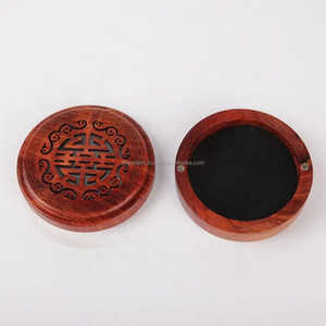 Clásico y Lujoso Soporte de Incienso de Madera y Resina Árabe para Difusión de Oud Puro, Decoración Festiva de Ramadán y Ambiente Interior Elegante - Product Image 4