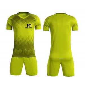 Vêtements de sport confortables pour hommes, uniforme de football 100% polyester, uniforme de football sur mesure pour hommes - Product Image 2