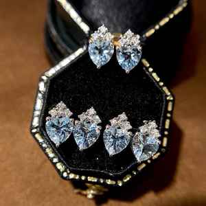 Pendientes de Aguamarina Natural Santa María con Acento Único, Hechos a Mano, Personalizados, Joyería Fina, Regalo Elegante para Mujer - Product Image 2