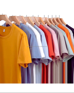 Camiseta formal para hombre, diseño bordado, material de punto de poliéster/algodón, 240 gramos, serigrafía, estilo de patrón sólido - Product Image 4