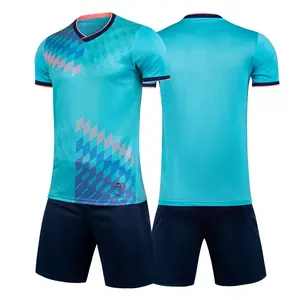 Vente en gros de maillots de football de haute qualité 100% polyester avec protection UV, col rond, ensemble uniforme de football, noms des joueurs personnalisés pour les équipes masculines - Product Image 5