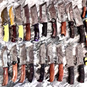 Couteau de chasse Mix Damascus, outil de survie multifonction, avec étui, livraison immédiate, stock disponible, vente en gros uniquement, option de sélection de couteaux - Product Image 3