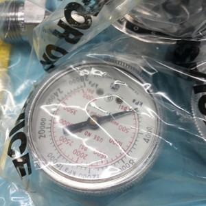 Régulateur de gaz comprimé MATHESON 3183-580 - Équipement et pièces semi-conductrices de renommée mondiale à confiance mondiale - Product Image 4