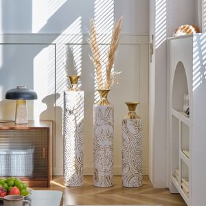 Juego de Decoración para el Hogar, 3 Jarrones Grandes de Metal Blanco Esmaltado para Piso, 24in/28.7in/33.5in de Altura, Jarrones Metálicos Decorados - Product Image 3
