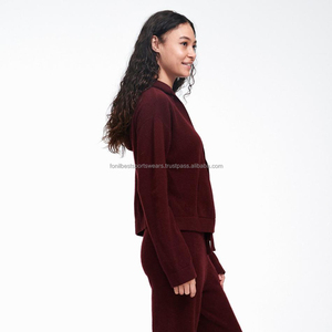 Sweat-shirt à capuche unisexe de couleur unie, coupe courte, manches régulières, avec poches, style décontracté pour l'automne, 100% coton molletonné tricoté, séchage rapide - Product Image 5