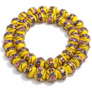 Perles de verre jaunes de style Murano, 16 mm |   Perles décoratives à pois bleus et accents floraux roses, longueur de brin de 8 pouces pour bijoux - Product Image 1