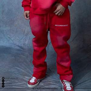 Pantalon de survêtement évasé pour homme en molleton 100% coton épais, effet délavé soleil, avec logo personnalisé et broderie - Product Image 4