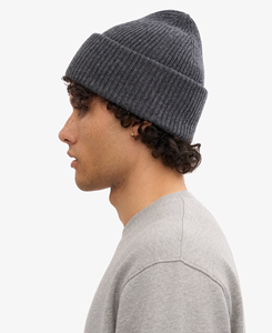 Nouvelle collection d'hiver, bonnet en tricot côtelé gris pour homme, 100% acrylique, tricoté à la main, couleur unie, bonnet d'hiver décontracté pour adultes - Product Image 2