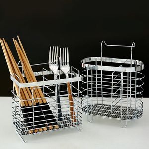 Porte-couverts en métal de haute qualité offrant un design élégant avec une construction robuste et durable pour une utilisation longue durée - Product Image 2