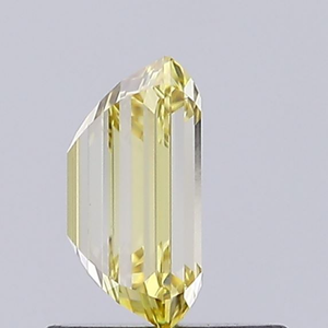 Magnifique diamant jaune taille émeraude de 5 carats, rare, de couleur fantaisie, taille étagée, diamant non monté pour un chef-d'œuvre de joaillerie de luxe sur mesure - Product Image 4