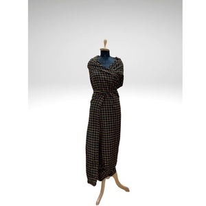 Vestido Africano Largo de Alta Demanda con Dobladillo Acampanado y Mangas Cortas, Ideal para Bodas o Celebraciones, Disponible a Buen Precio - Product Image 1