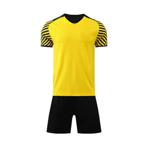 Conjunto de Uniforme de Fútbol de Manga Corta Transpirable de Última Moda para Hombres Adultos, Equipación de Fútbol Personalizable de Alta Calidad - Product Image 1