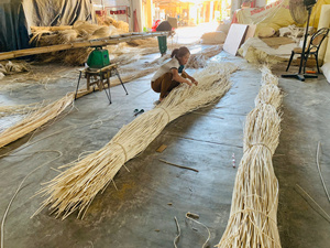 Prix d'usine – Matériau de tressage flexible en rotin poli de 3 mm pour la réparation de meubles et l'artisanat – Vente en gros - Macy - Product Image 3