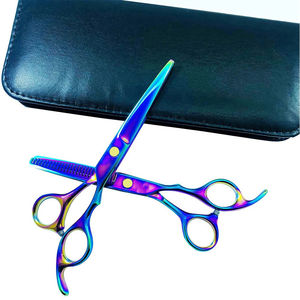 Kit de Coiffure Professionnel pour Barbiers : Ciseaux de Coupe, Ciseaux à Effiler, Peigne, Tissu de Coiffure et Accessoires de Coiffure - Product Image 5