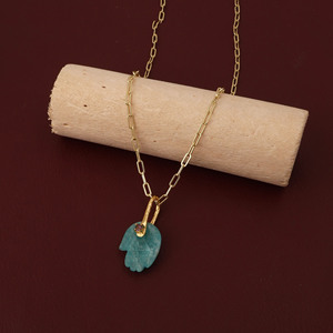 Collier Pendentif Hamsa en Amazonite Naturelle El Joyero, Plaqué Or, Laiton, Breloque Pierre Précieuse, Chaîne à Maillons, Bijou Religieux Minimaliste Bohème - Product Image 3