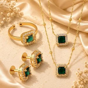 Parure de bijoux délicats pour femme en acier inoxydable plaqué platine avec zircon, collier pendentif cœur et œil superposés, boucles d'oreilles, pour fiançailles et mariage - Product Image 4