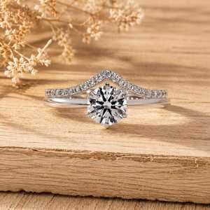 Bague de fiançailles en or massif 10K 14K 18K certifiée IGI avec diamant de laboratoire taille brillant rond et bande incurvée pour femme E VVS - Product Image 3