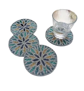 CRYSTAL CRAFT Juego de Posavasos Artesanales con Cuentas de Ojo Turco, Posavasos Redondos Azules y Turquesa para Bebidas, Hechos a Mano, Simbólicos - Product Image 1