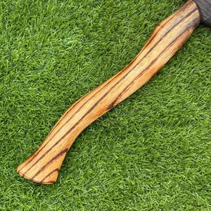 Hache Viking en Acier Carbone Forgé à la Main, Manche Sculpté sur Mesure OEM, Hache à Barbe, Étui en Cuir, Haches de Camping et de Bushcraft - Product Image 4