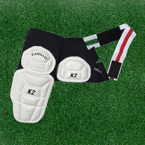 Calcetines Profesionales Ligeros para Entrenamiento y Combate de Taekwondo KP 2 con Chip Sensor, Impermeables, de Goma Suave, Aprobados por la WT, con Puntuación Electrónica - Product Image 1