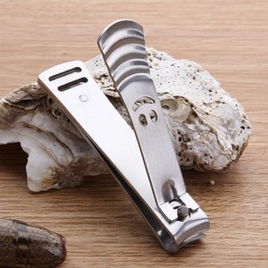 กรรไกรตัดเล็บมืออาชีพสแตนเลสสตีล ใบมีดคมสำหรับเล็บเท้าและเล็บมือ กรรไกรตัดเล็บและที่ตัดหนังกำพร้า ทนทาน - Product Image 4