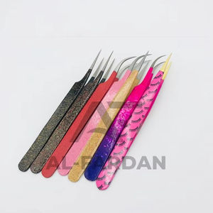 Pince à épiler pour extensions de cils tendance, couleurs personnalisées, effet scintillant, pince à épiler pour cils volumineux disponible avec breloques - Product Image 3