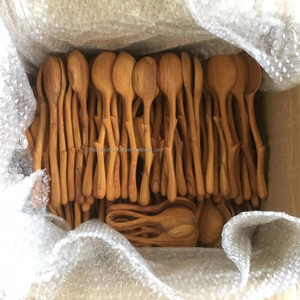 Handcrafted Vietnamese Wood Spoon Sunflower Shape Kitchen Utensil Natural Eco-Friendly Tableware Wholesale OEM - Product Image 1