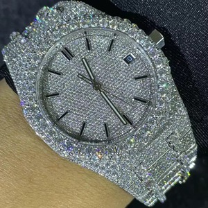 Montre analogique en acier inoxydable avec quartz glacé, incrustation de cristaux, cadran argenté, bracelet, accessoire de luxe pour soirée - Product Image 5