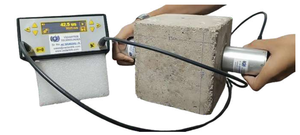 Instrumento Digital de Medición de Velocidad de Pulso Ultrasónico para Pruebas No Destructivas, Detección de Grietas y Huecos, y Auditoría Estructural IS 516 - Product Image 3