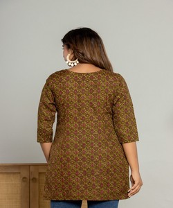 FANCY RAYON COTTON DIGITAL PRINT WORK ONLY TOP DAILY WEAR WHOLESALE PRICE ETHNIC GARMENT <b>KURTI</b> MUSTARD WEAVING - Product Image 2