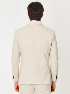 Costume de Marié 2 Pièces pour Homme - Tuxedo et Veste - Product Image 2